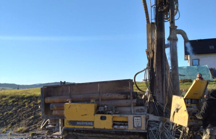 985319ad-29d4-467c-9e19-fdd5eca7b6ff